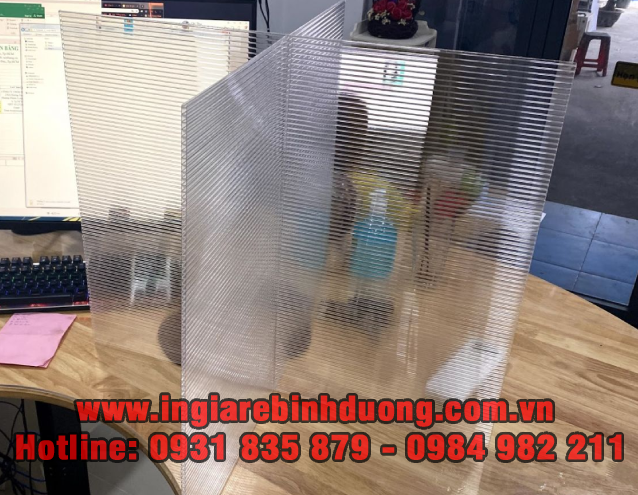 vach-ngan-ban-an-phong-dich-3